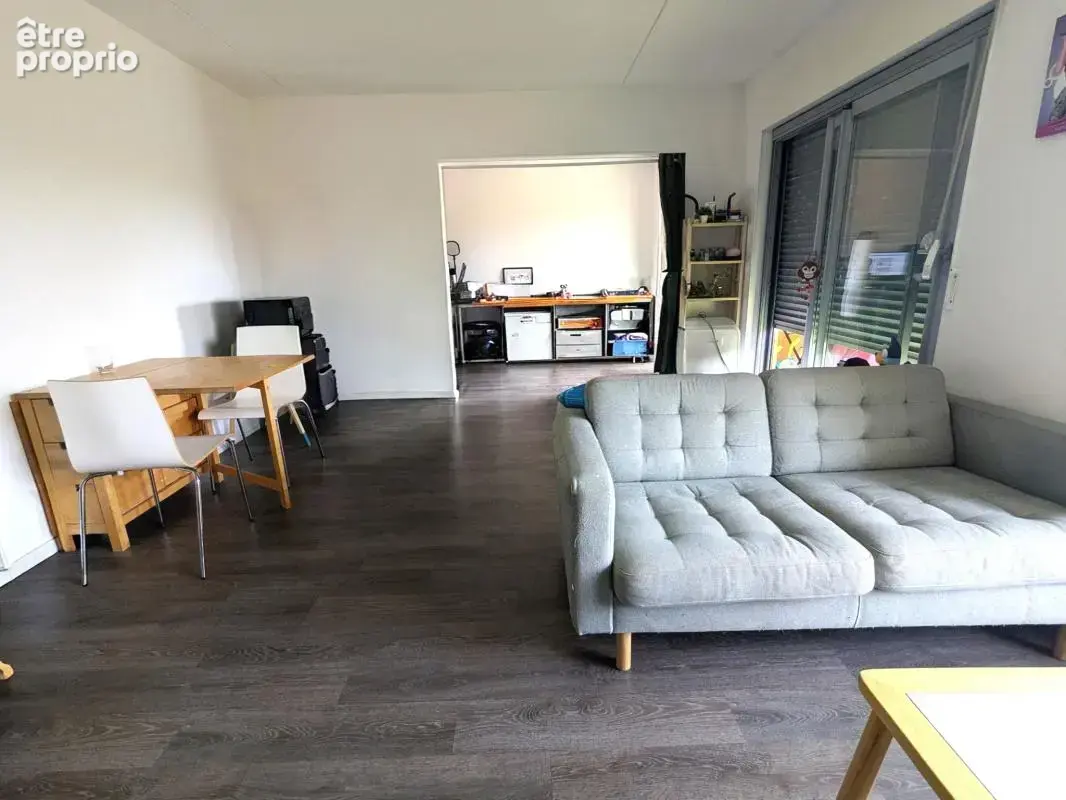 T4 avec balcon et 2 places de parking - photo 3