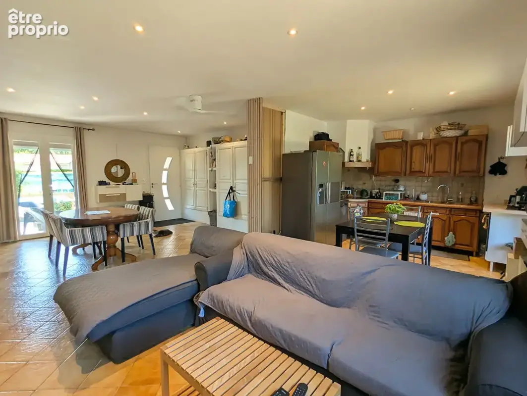 SALERNES, maison de plain-pied 115 m², 5 pièces proche commodités. - photo 5