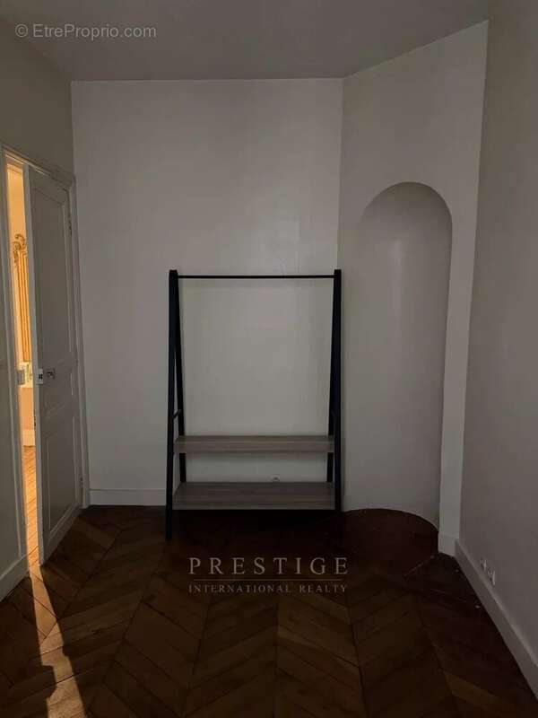 Paris 16ième, 4  pièces, caves et parking - photo 21