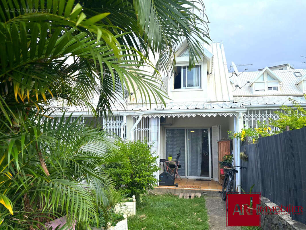 Maison à SAINT-DENIS