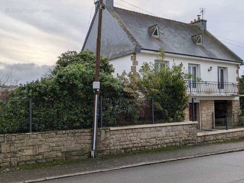 Le croisty maison en rez de chaussée surélevé de 115 m² de 4 pièces parcelle clôturée de 1464m² - photo 2