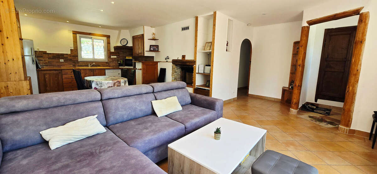 Maison à VINSOBRES