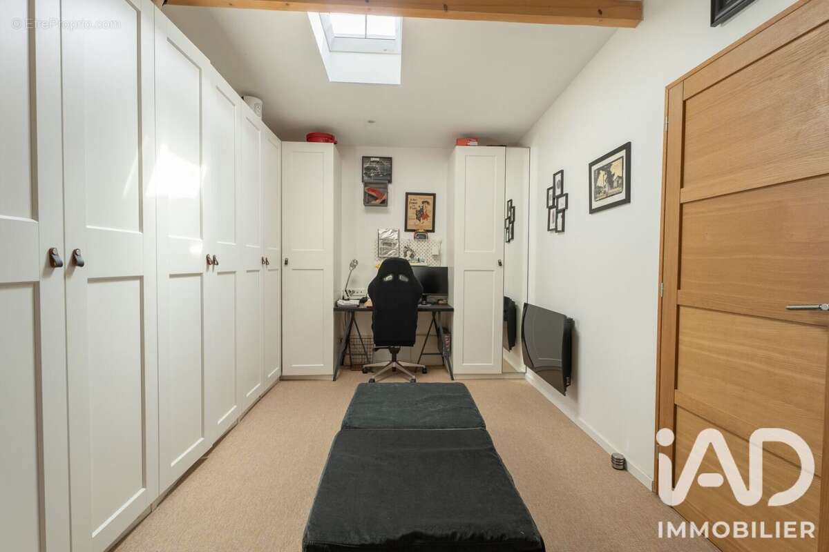 Maison 130 m² à Cernay-La-Ville  - photo 8