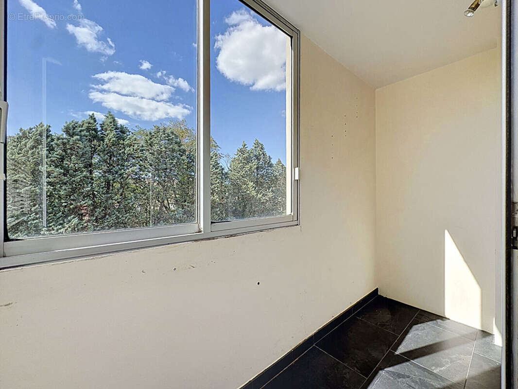 A VENDRE Appartement Caluire Et Cuire 4 pièces 95 m2 - photo 8