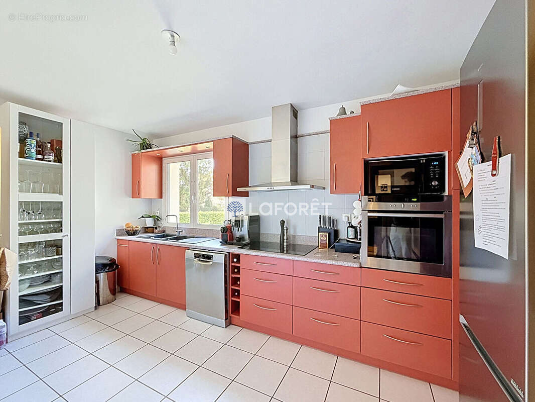 Appartement Bois Guillaume 4 pièce(s) 146.64 m2 - photo 7