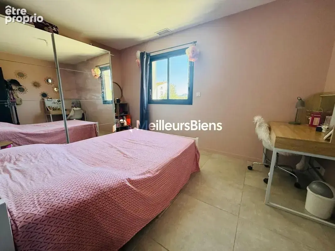Villa familiale 172m2 avec piscine - photo 16