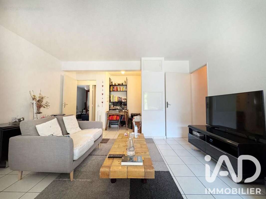 Appartement 80 m² à Chambery  - photo 7