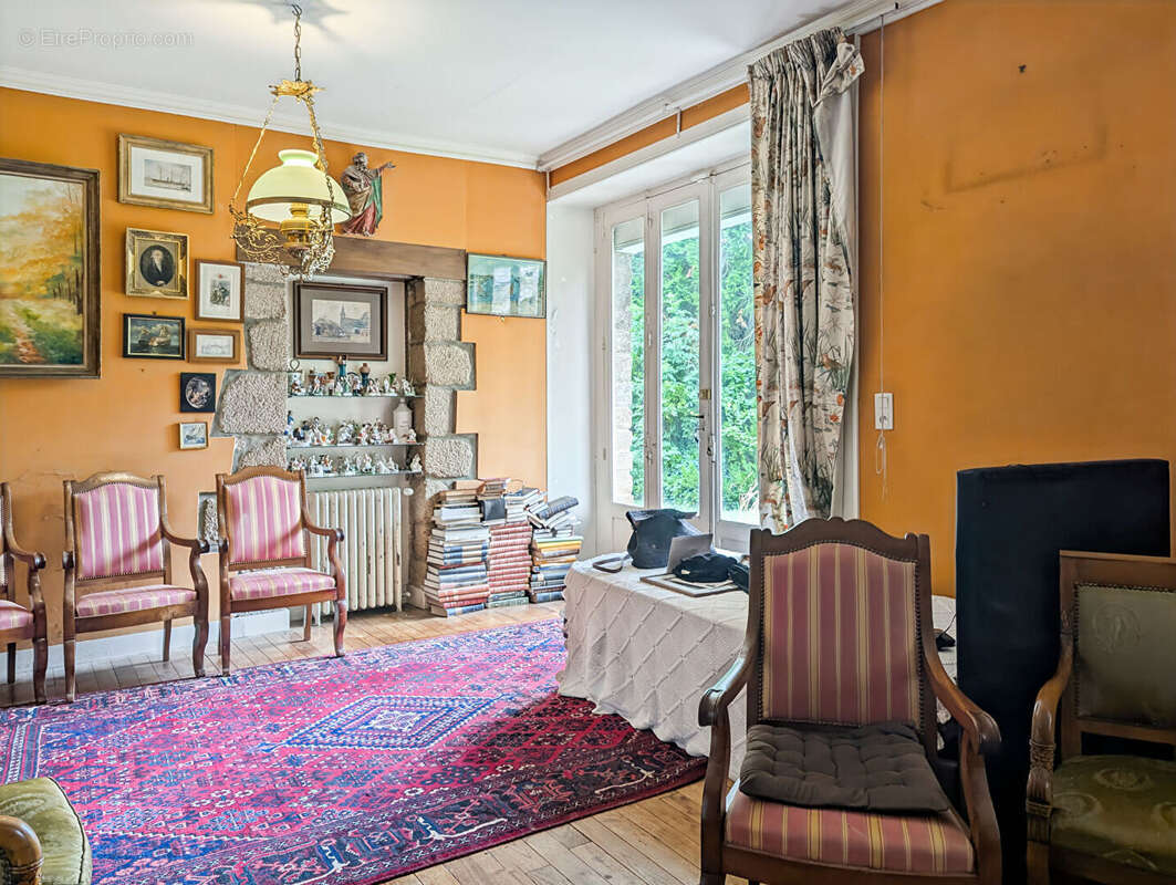Maison à SAINT-OUEN-DES-ALLEUX