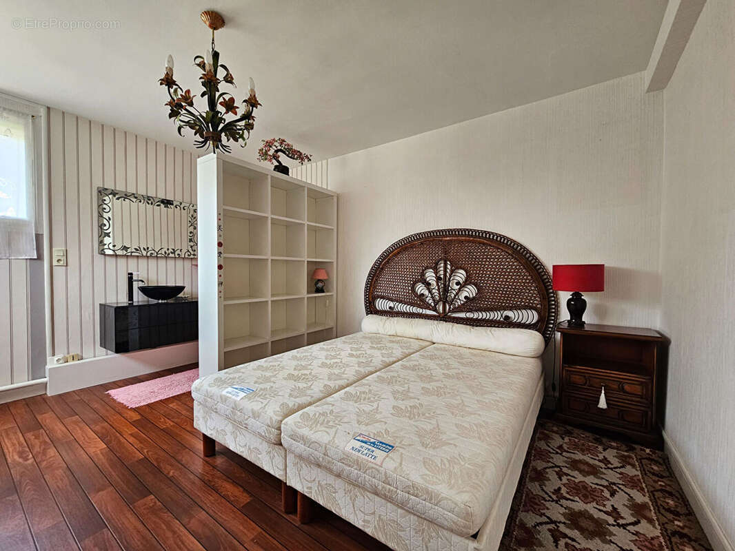 Maison à LA COURONNE