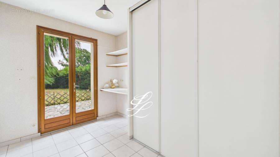 Maison 176 m² à Teloche  - photo 2307
