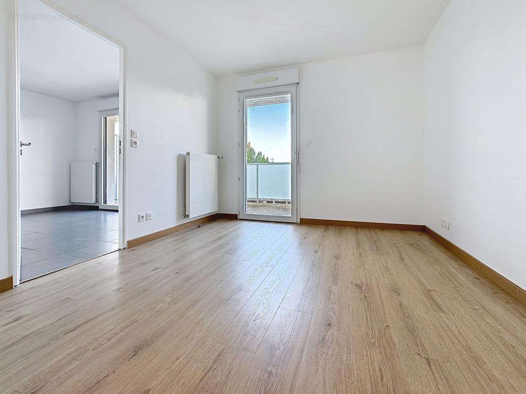 T2 récent en très bon état - 40 m2  LA ROCHELLE - photo 5