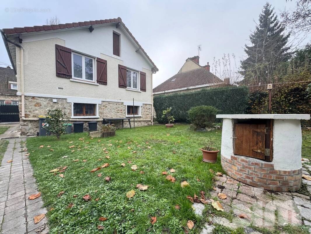 Maison à VAIRES-SUR-MARNE