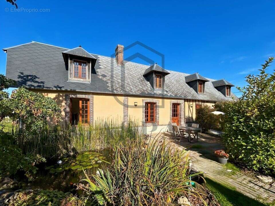 Maison à CONCHES-EN-OUCHE