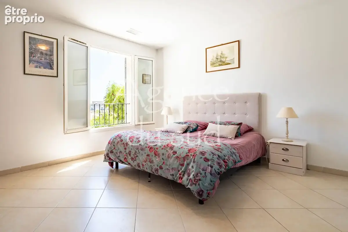 Maison de caractère - 150 m² - Piscine - Lotissement sécurisé - photo 16