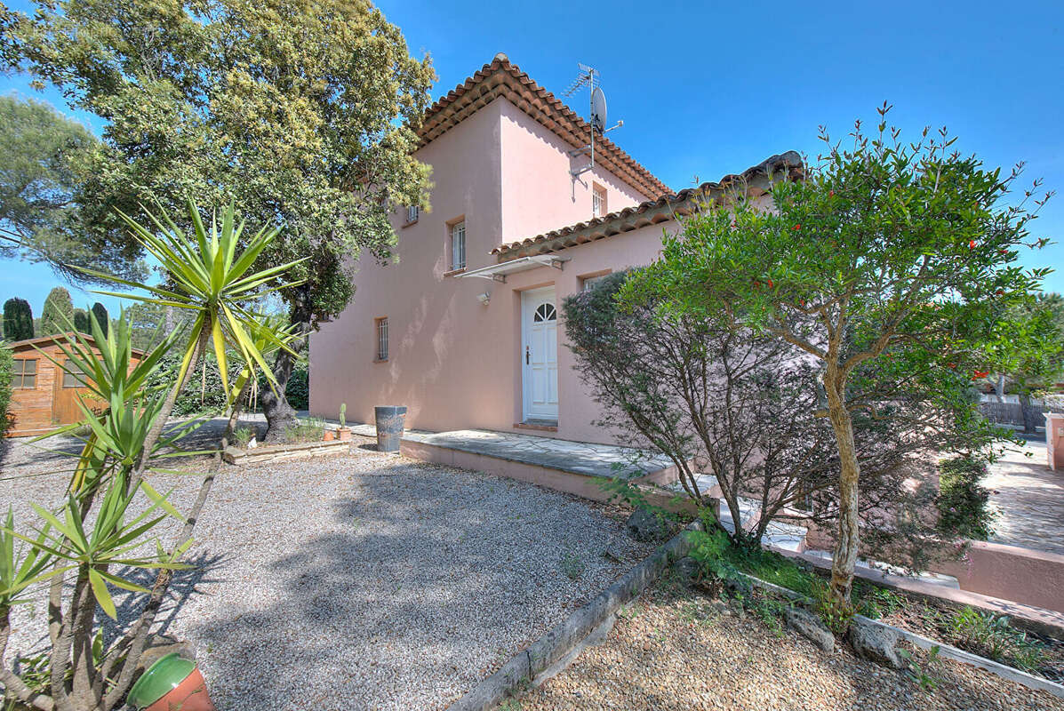Maison à SAINT-RAPHAEL