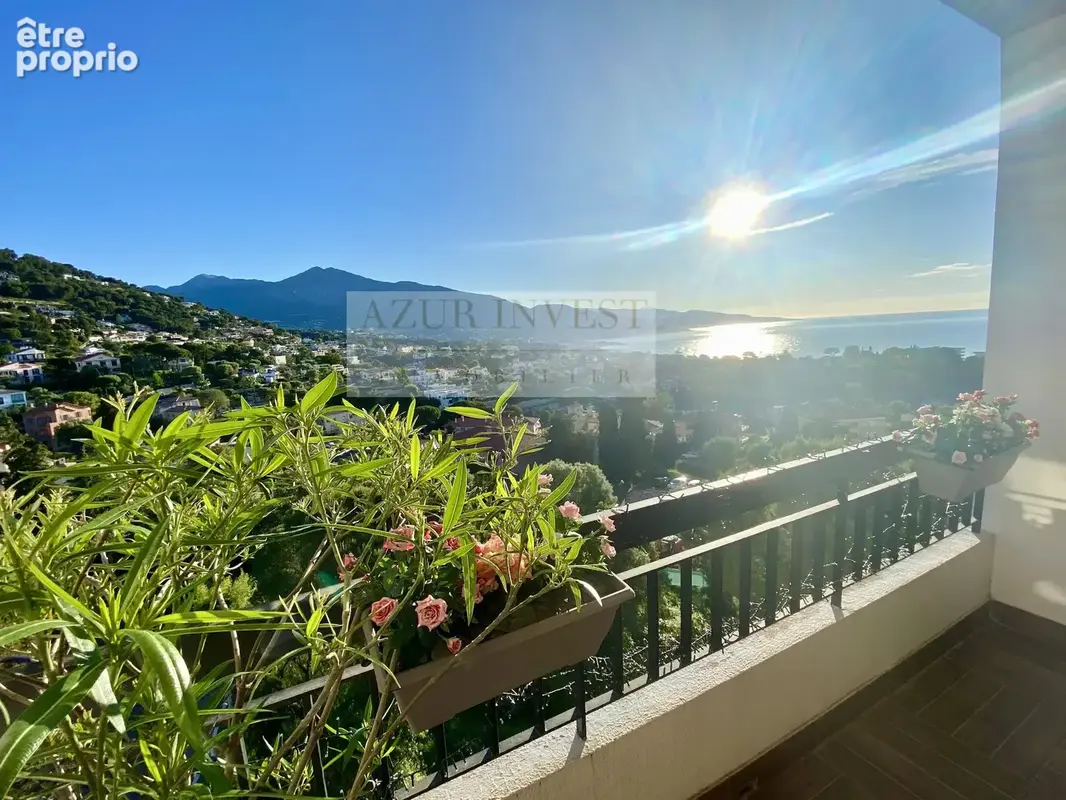 Appartement à ROQUEBRUNE-CAP-MARTIN