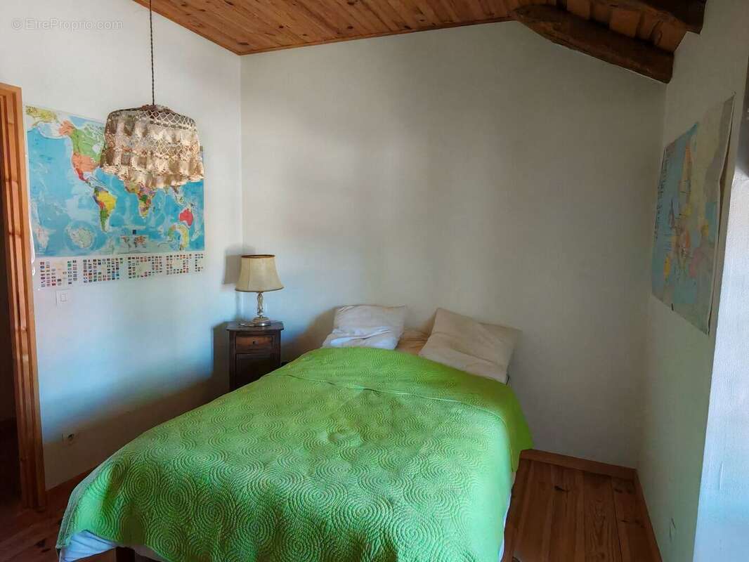 Grands volumes pour cette maison périgourdine sur 1 hectare de terrain - photo 12