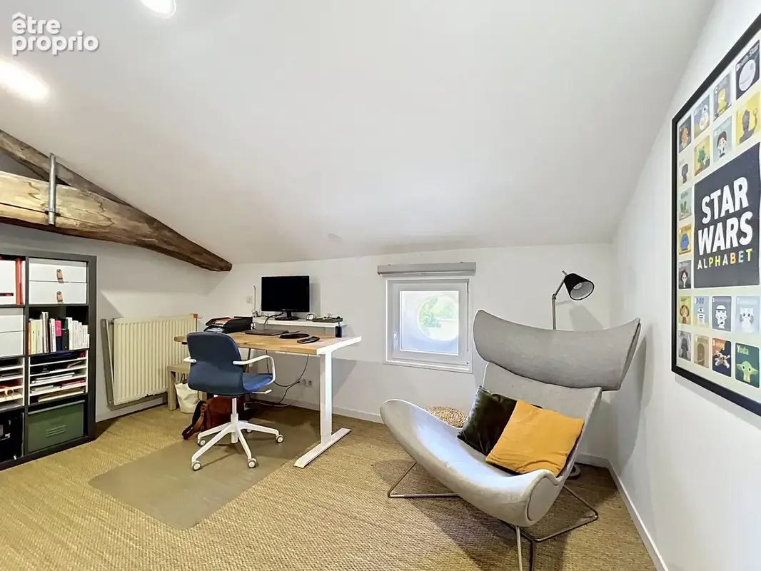 Maison de village avec jardin - 223m2 au cœur du village de Fareins - photo 13