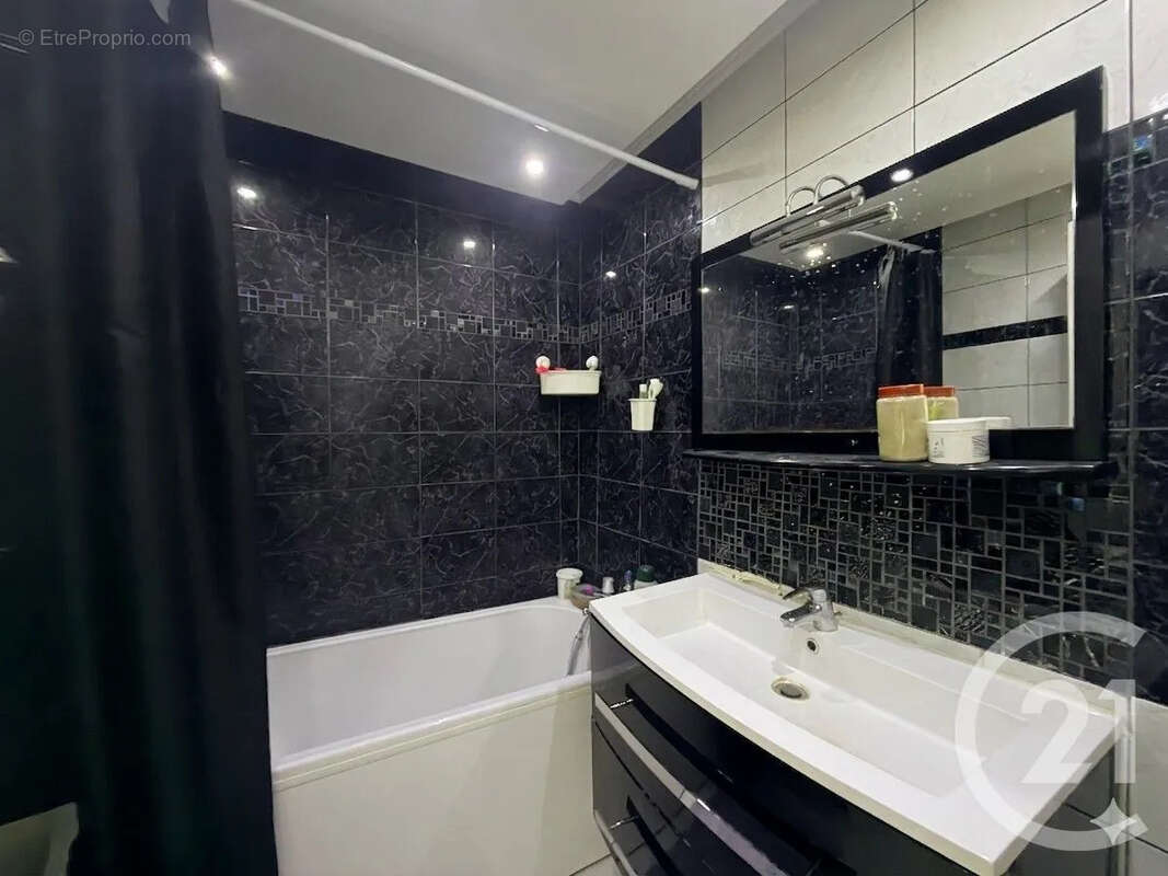 Appartement à AULNAY-SOUS-BOIS