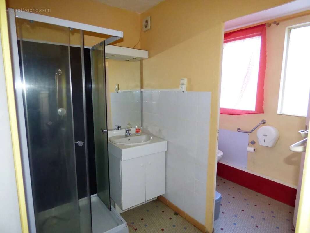 Appartement à CARHAIX-PLOUGUER