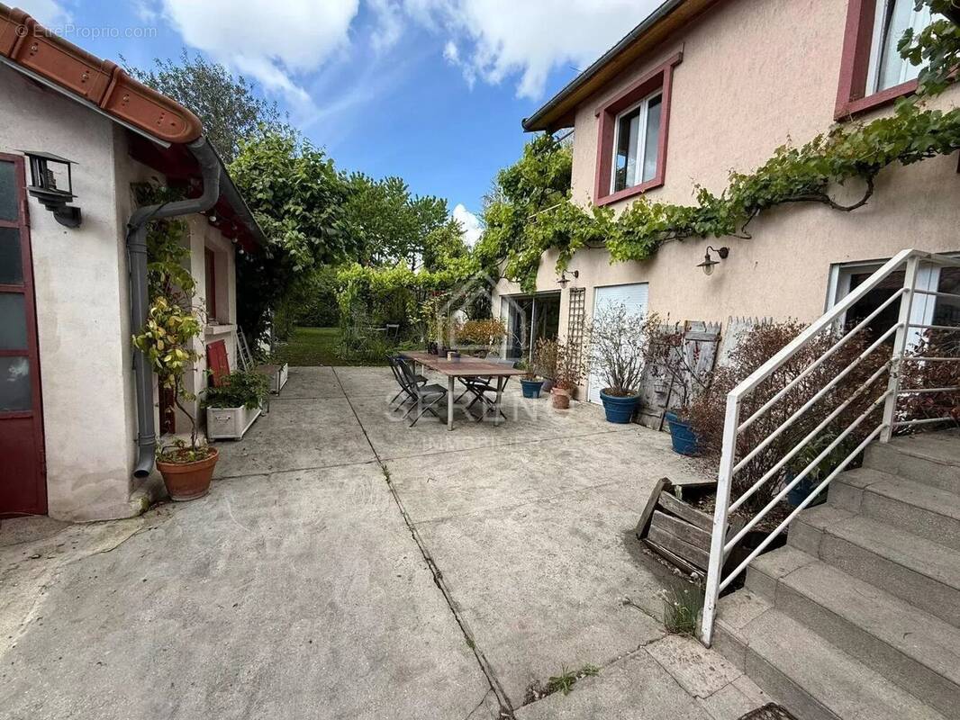 Maison à MONTREUIL