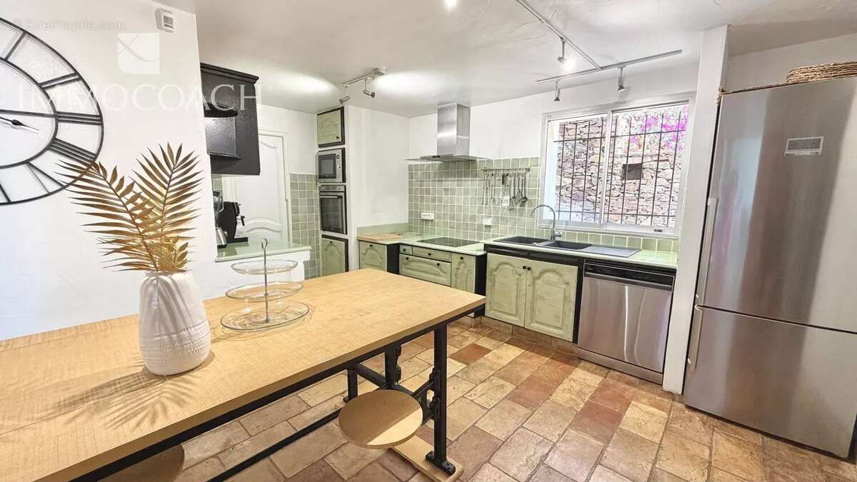 Maison à CARQUEIRANNE