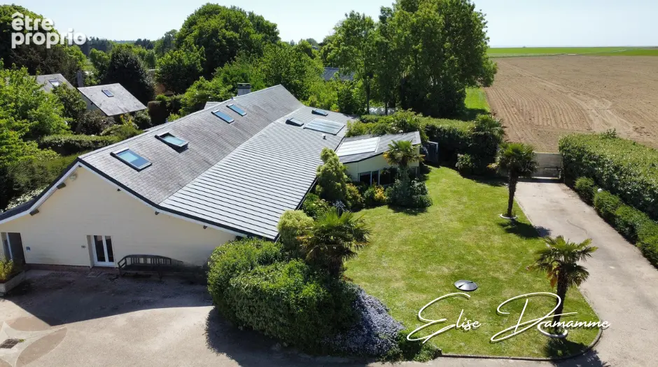 Laissez-vous surprendre: Grande maison 5 chambres, piscine intérieure, salle de billard, jardin, garage double - photo 14