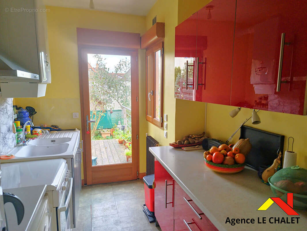 Maison Villeneuve Le Roi 4 pièce(s) 81.1 m2- 2 chambre(s) - photo 3