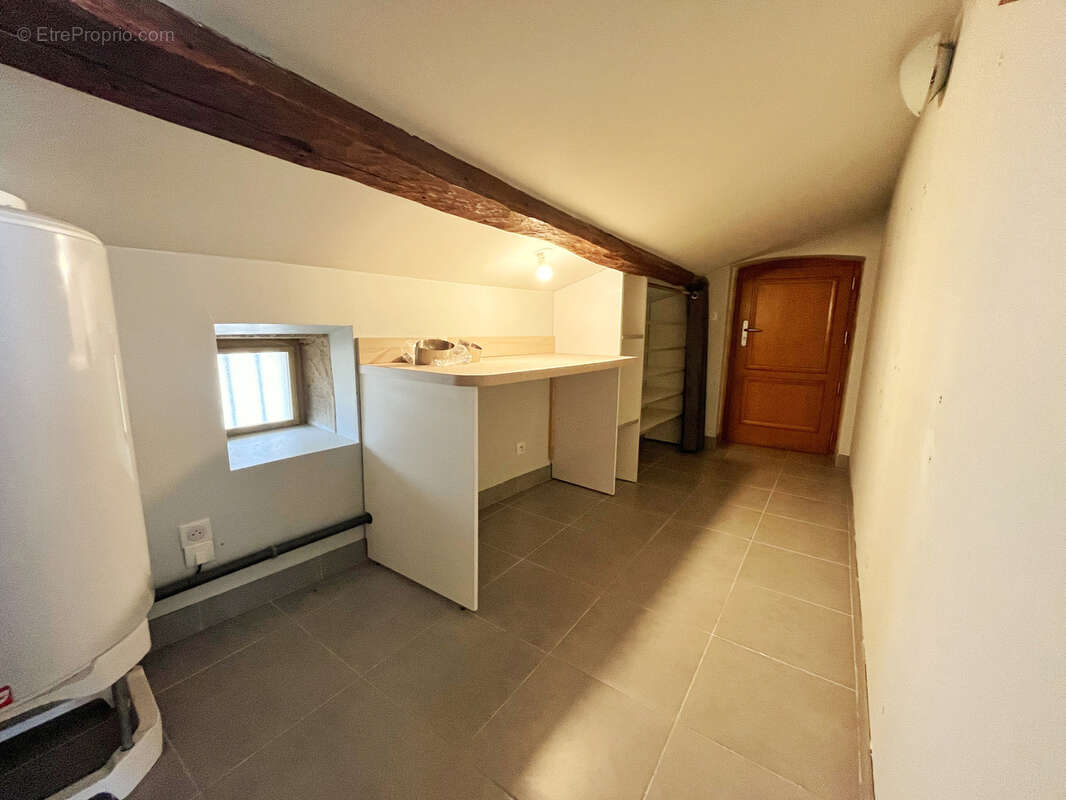 Appartement à PONTCHARRA-SUR-TURDINE