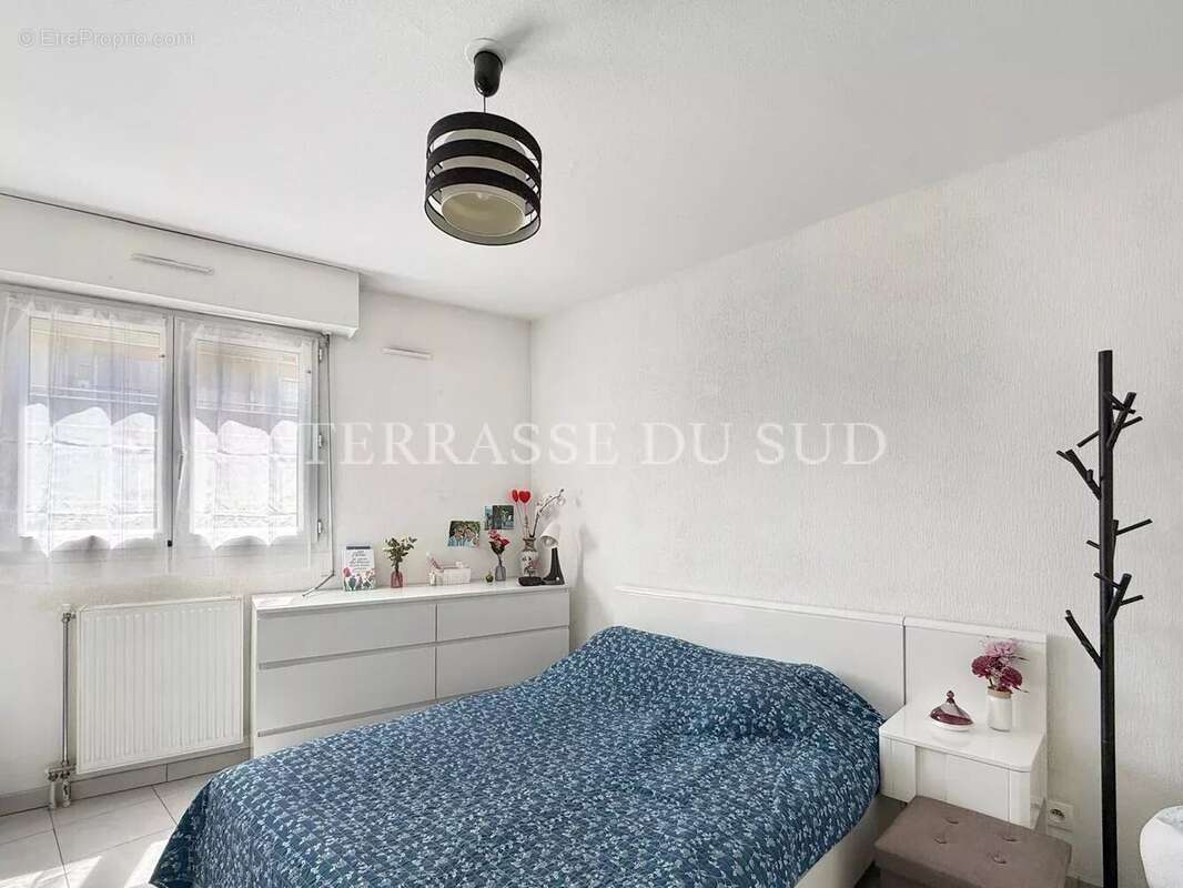 Appartement à MARSEILLE-6E