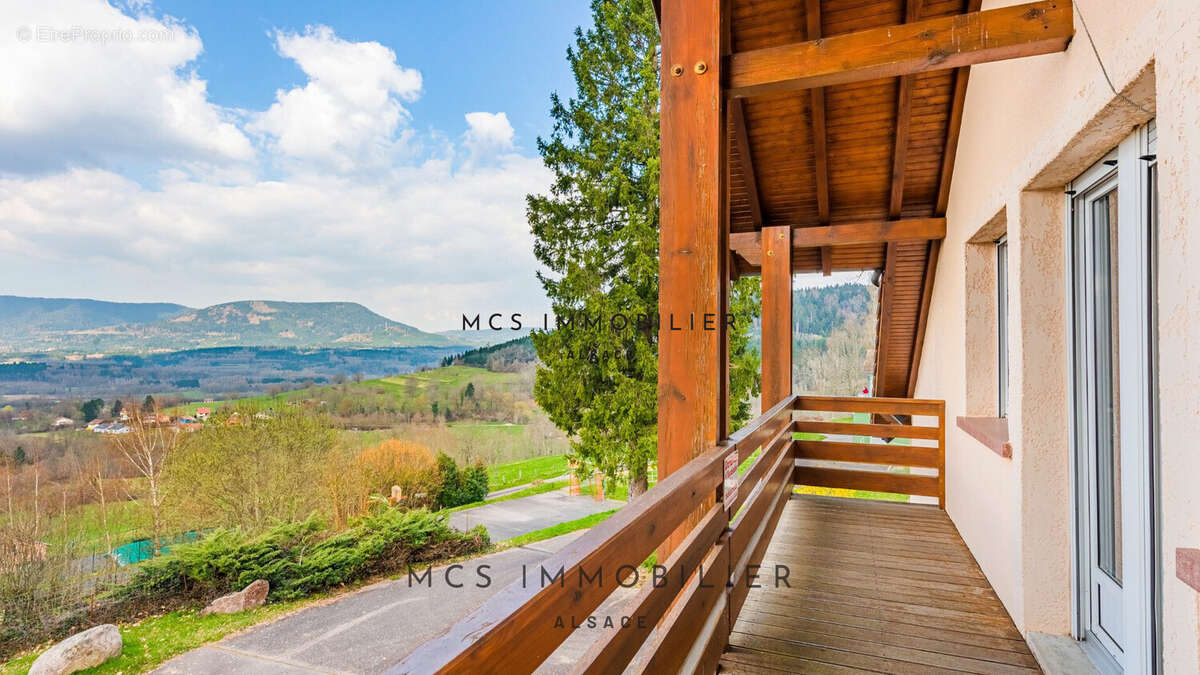 Appartement à COMBRIMONT