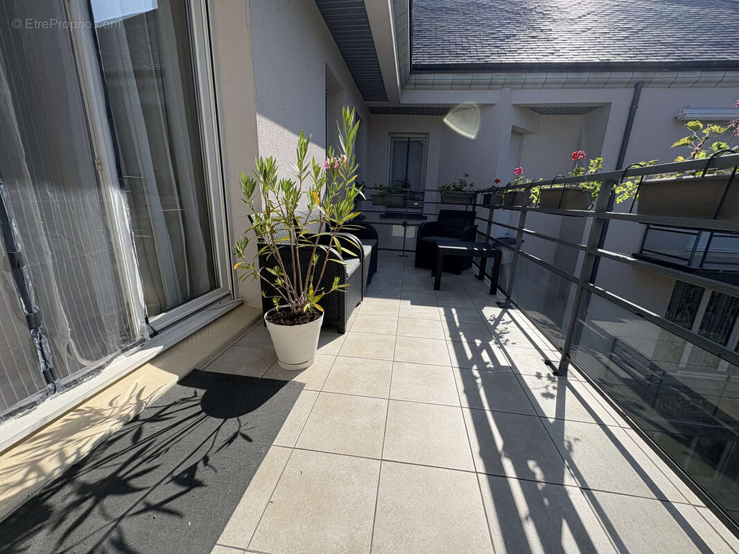 Ingré   Appartement T3 avec balcon et ascenseur - photo 13