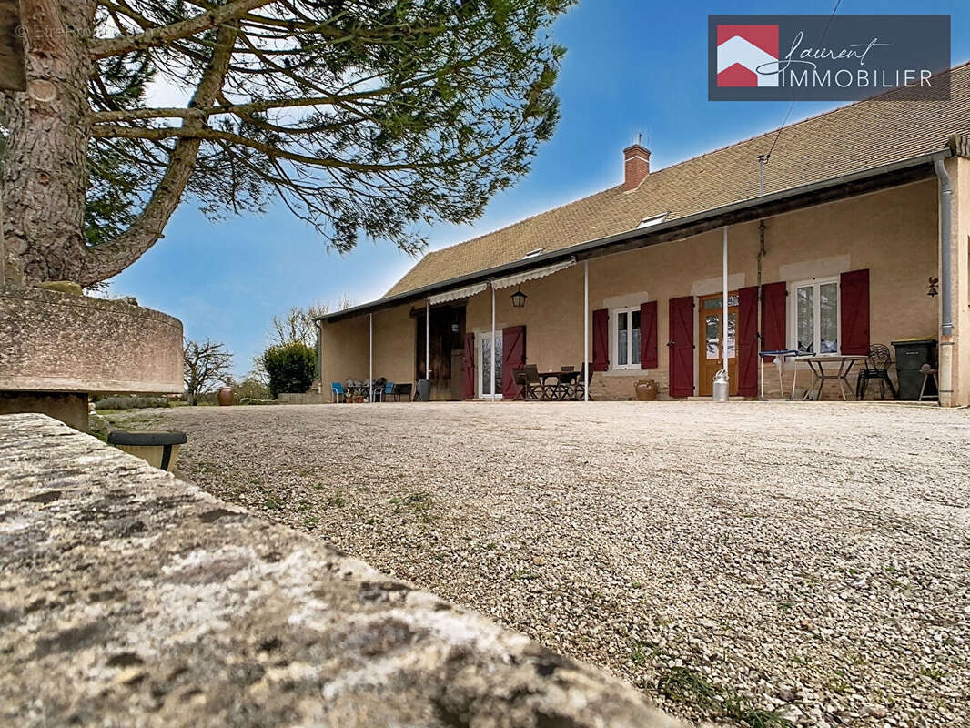 Maison à SIMANDRE