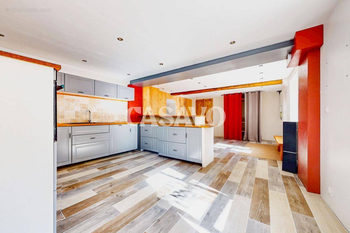 Maison à SAINT-PRIEST