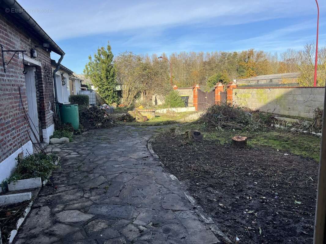 Maison à BICHANCOURT