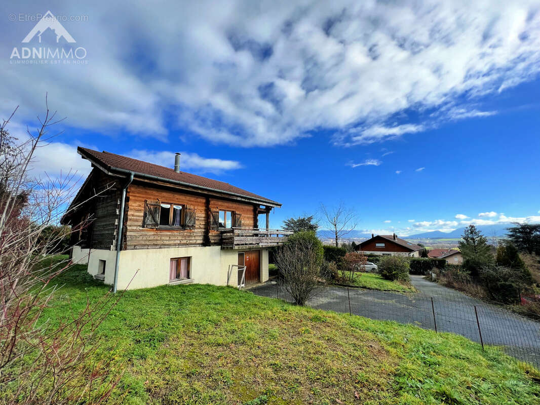Maison à THOIRY