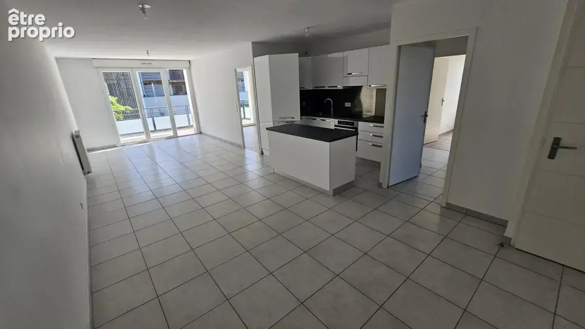 Appartement 81 m² à Jacob-Bellecombette  - photo 6