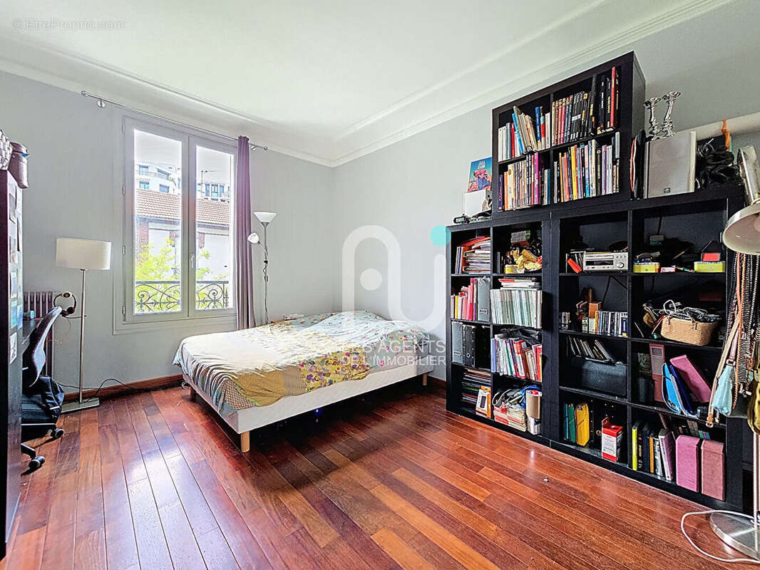 Maison à ASNIERES-SUR-SEINE