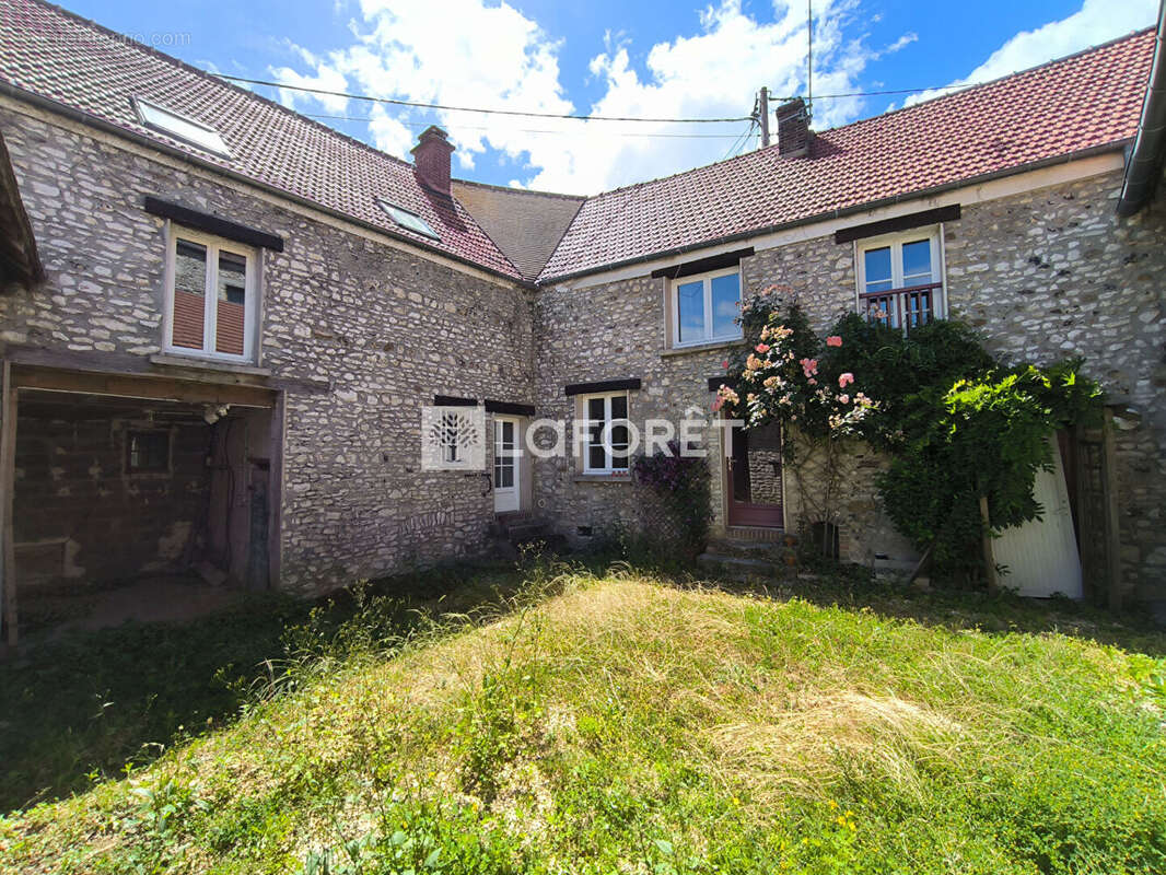 Maison à GUERNES