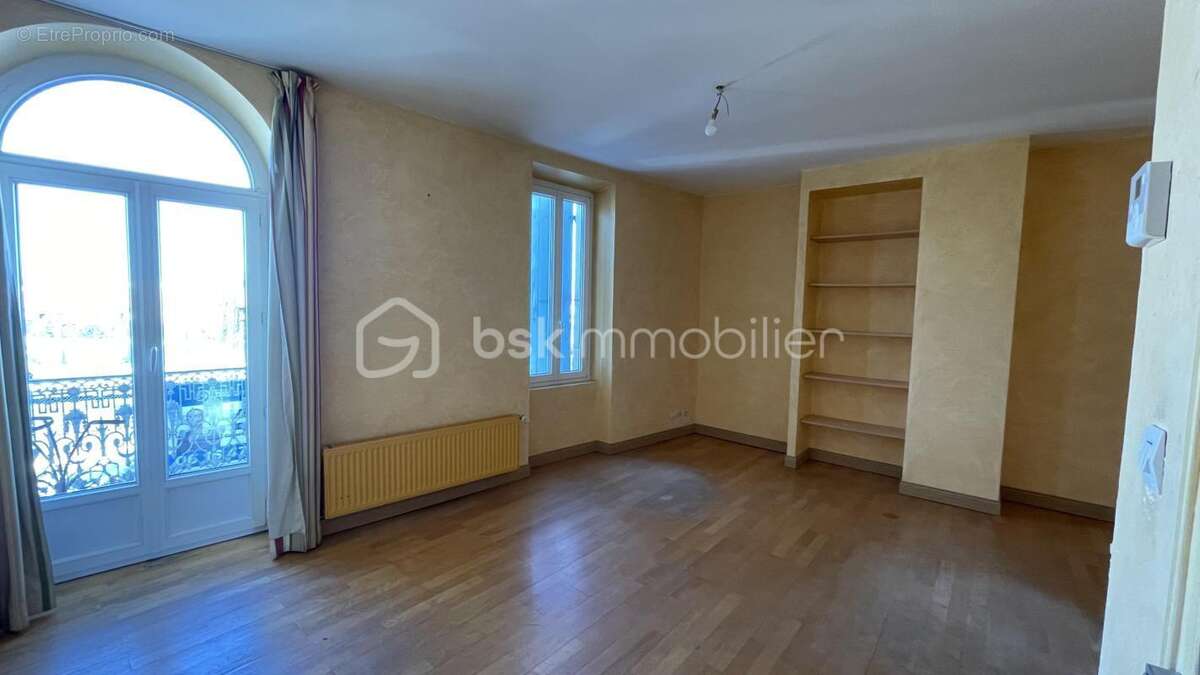 Belle narbonnaise lumineuse et genereuse , 4 chambres, garage et jardin - photo 18