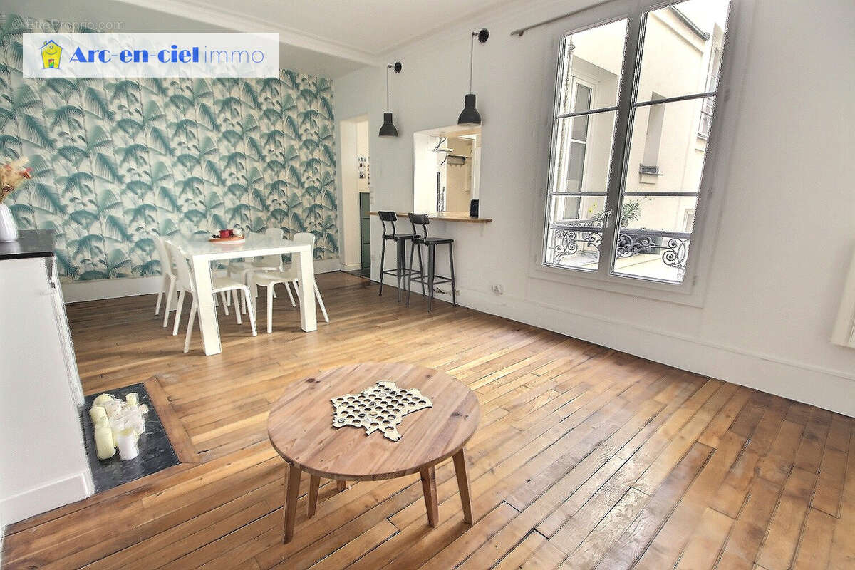 Appartement à PARIS-11E
