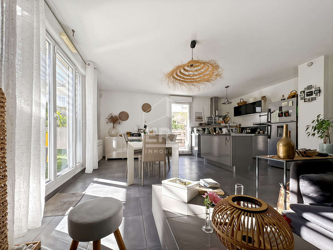 Appartement à MARSEILLE-13E