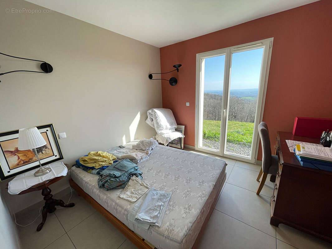 Maison à LASCAUX