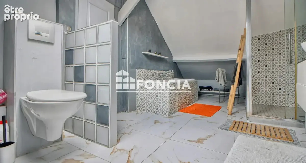 Coup de coeur foncia – grand t2 en duplex avec un charme fou + cave en sous-sol - photo 17