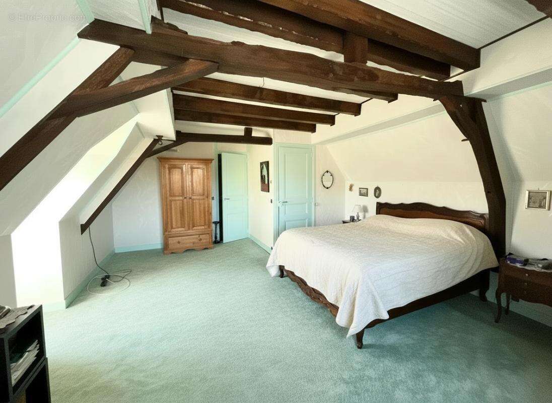 Maison 153 m² à Nanthiat  - photo 8