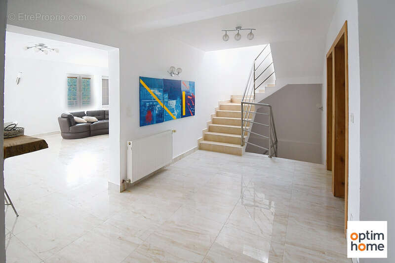 Tres belle maison individuelle - 4 chambres - 2 salles de bain - 2 garages - terrain de 25 ares - photo 6