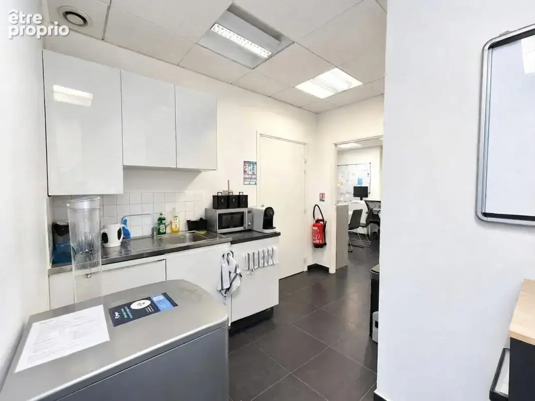 Locaux/Biens immobiliers - photo 4