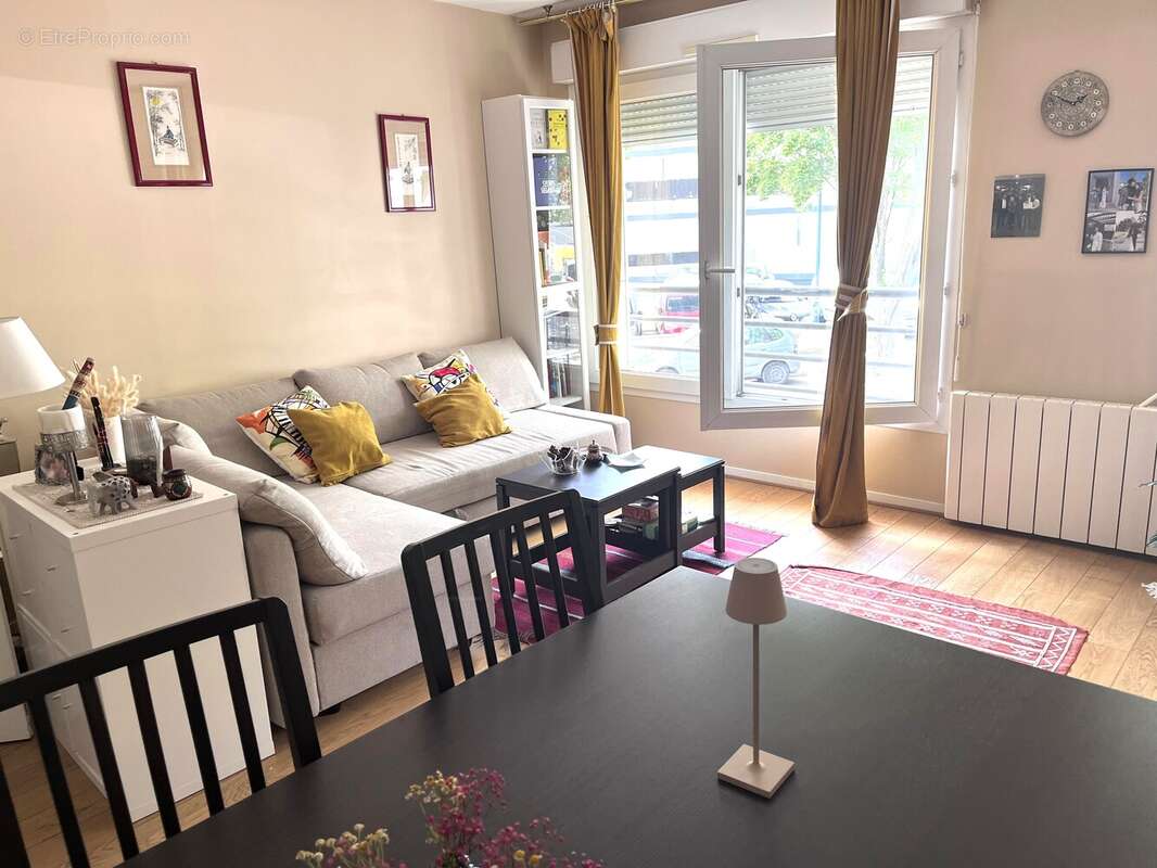 Appartement à ASNIERES-SUR-SEINE