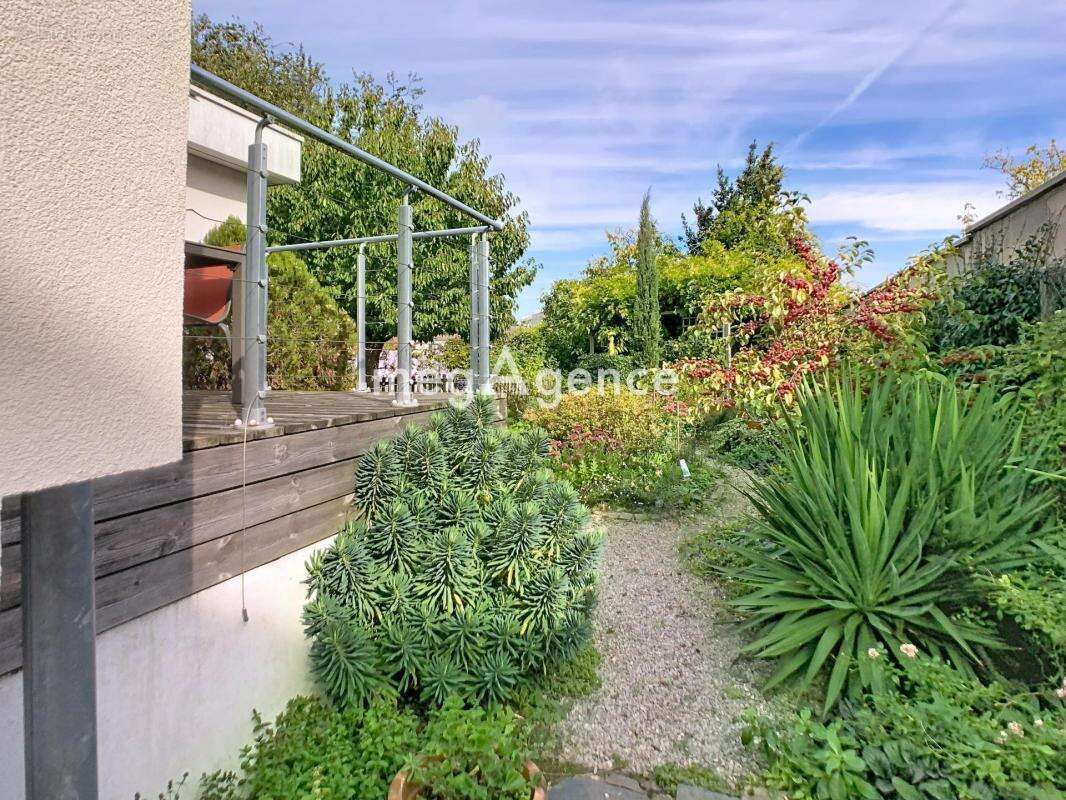 Maison à RIS-ORANGIS