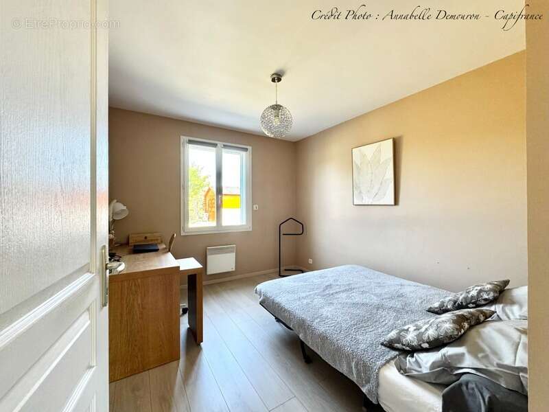 Maison plain-pied 4 chambres - jardin - garage - saint-bonnet-près-riom (63200) - photo 46